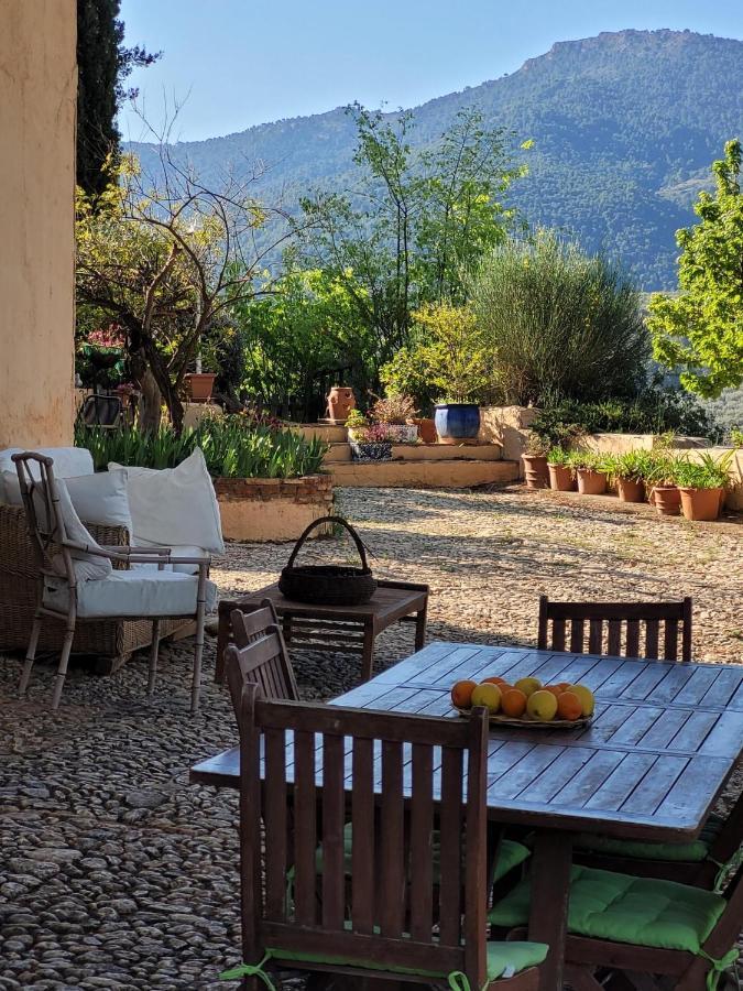 Cortijo El Pino Retreat Acomodação com café da manhã Albuñuelas Exterior foto